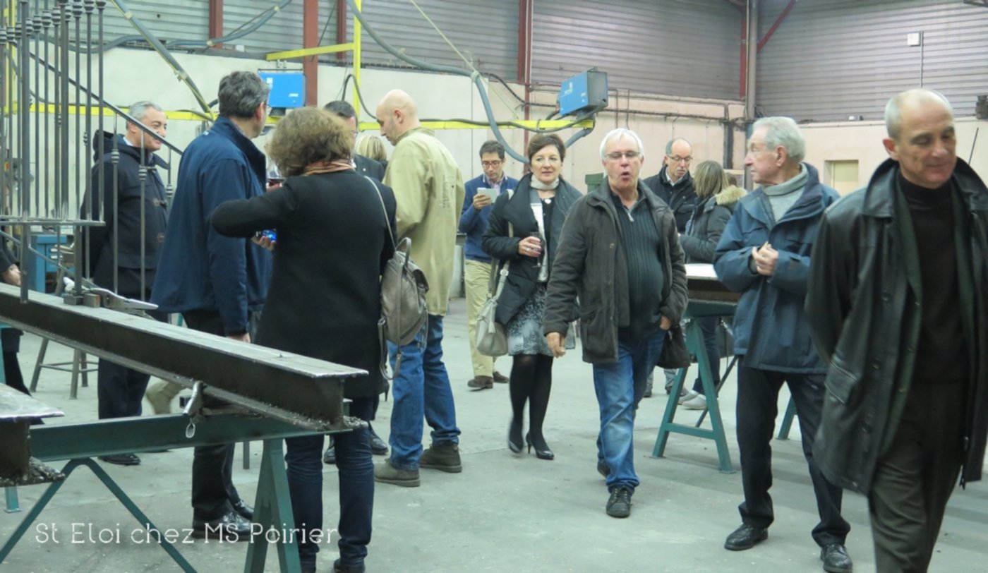 visite de notre atelier, vu des rampes d'escalier en fabrication